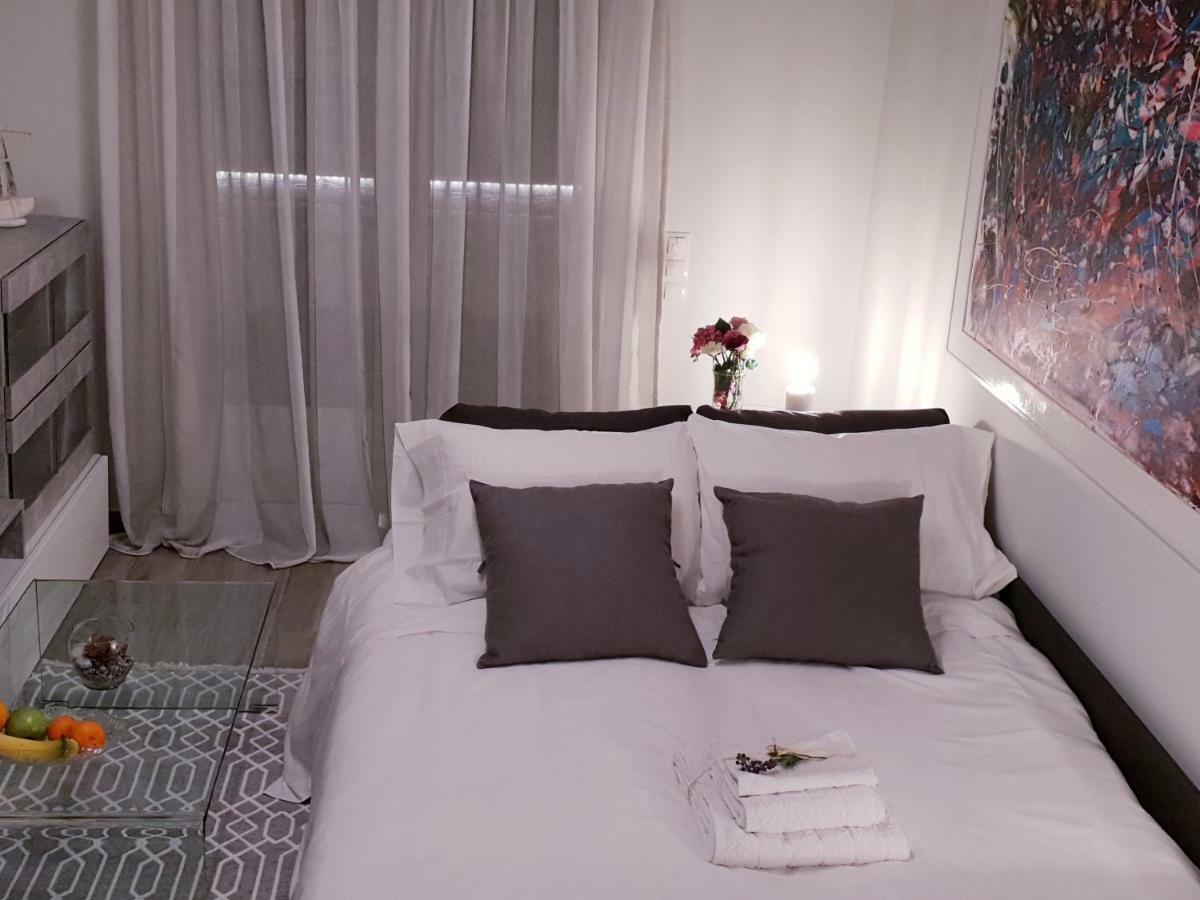 אתונה Beautiful Brand New Apartment Seaside מראה חיצוני תמונה