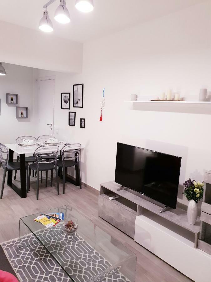 אתונה Beautiful Brand New Apartment Seaside מראה חיצוני תמונה